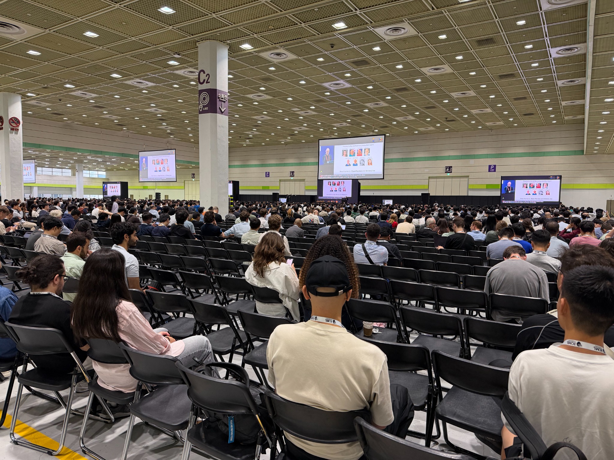 Conference attendees gathered at the ICML 2026 welcoming reception.